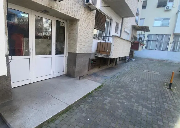 Bohemian Heart Of No Parking Skopje